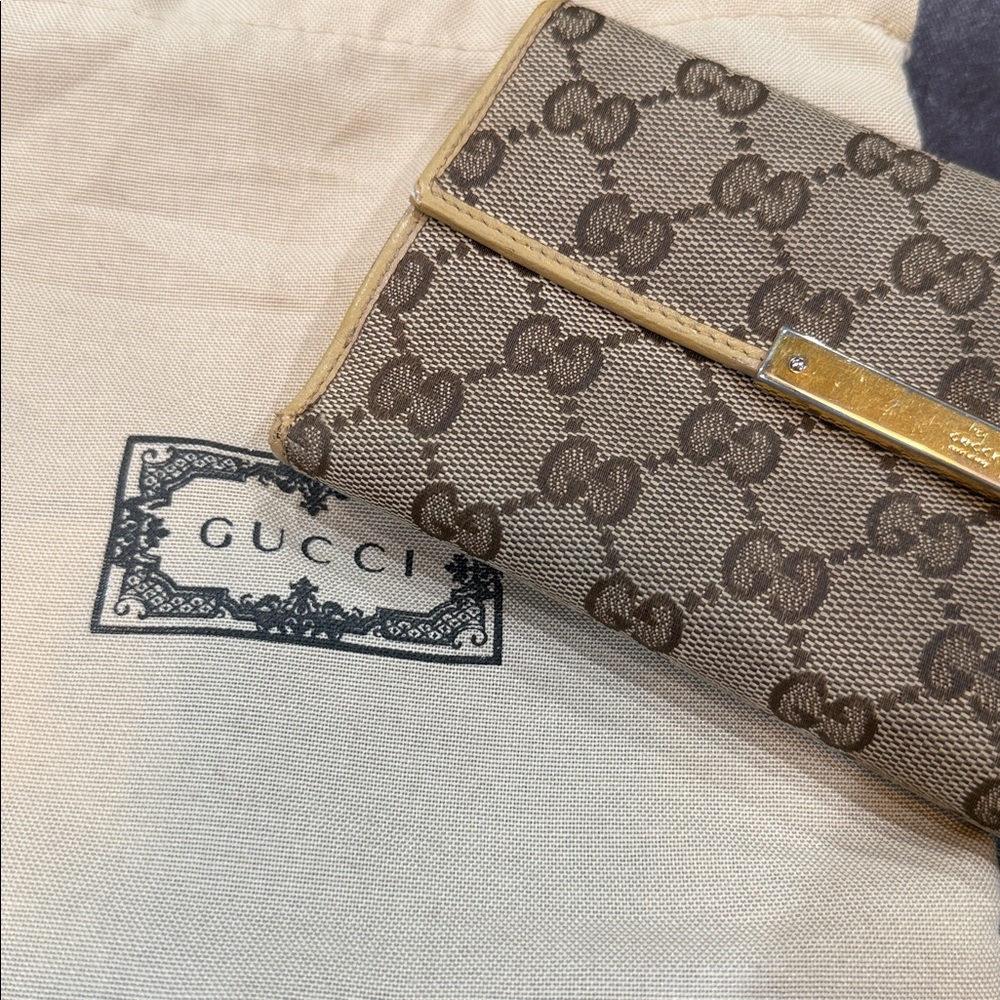 Gucci monogram wallet with double snap detail and dust bag - Picture 13 of 13